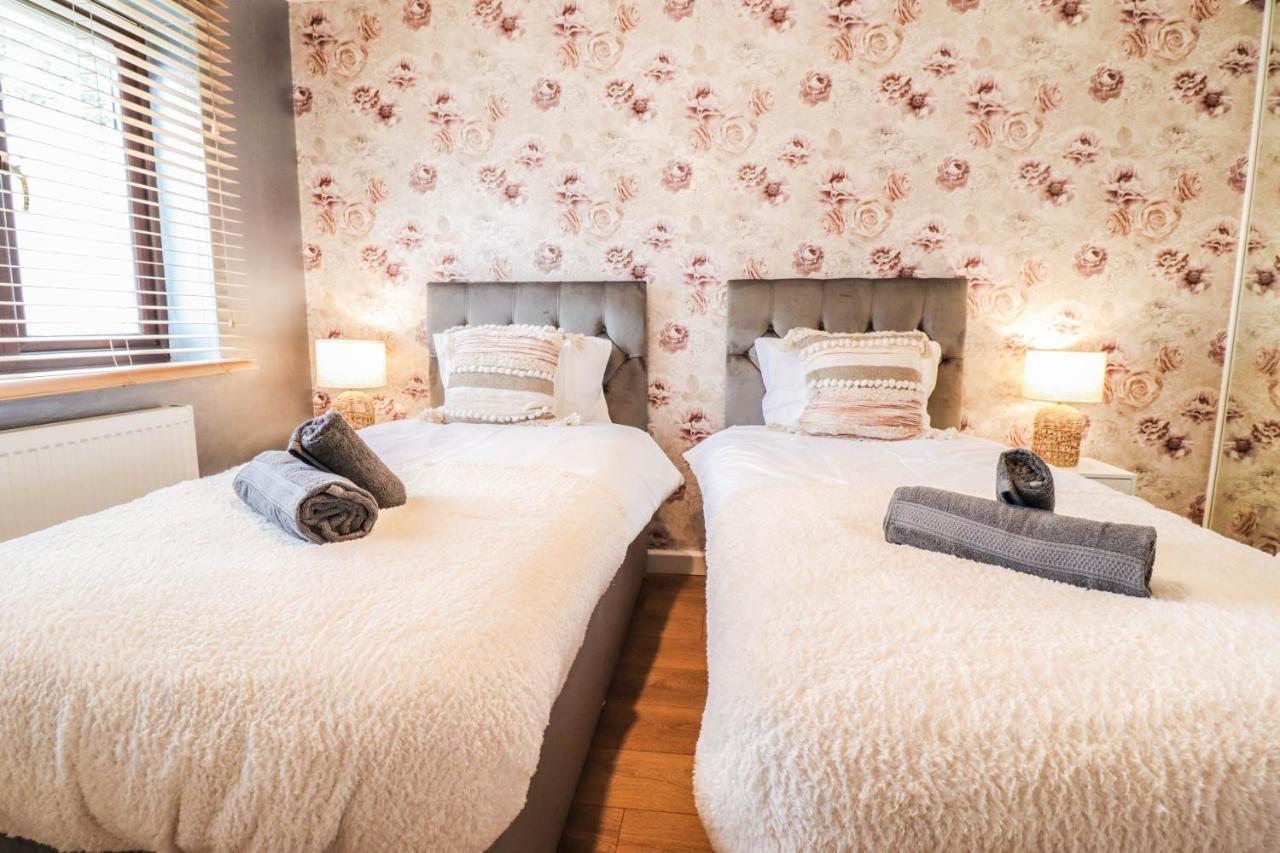 Spacious 1 Bed Flat-Free Parking Hillingdon Extérieur photo