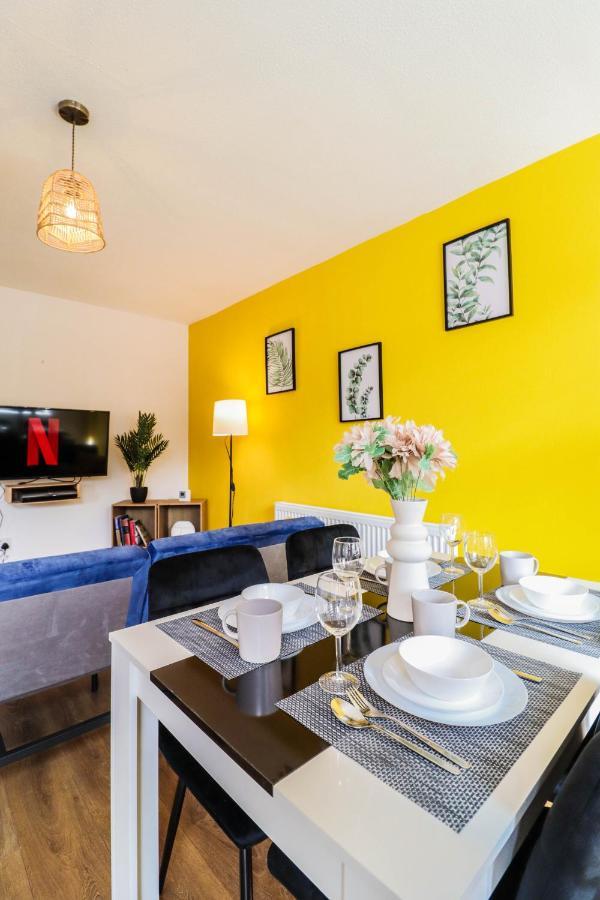 Spacious 1 Bed Flat-Free Parking Hillingdon Extérieur photo